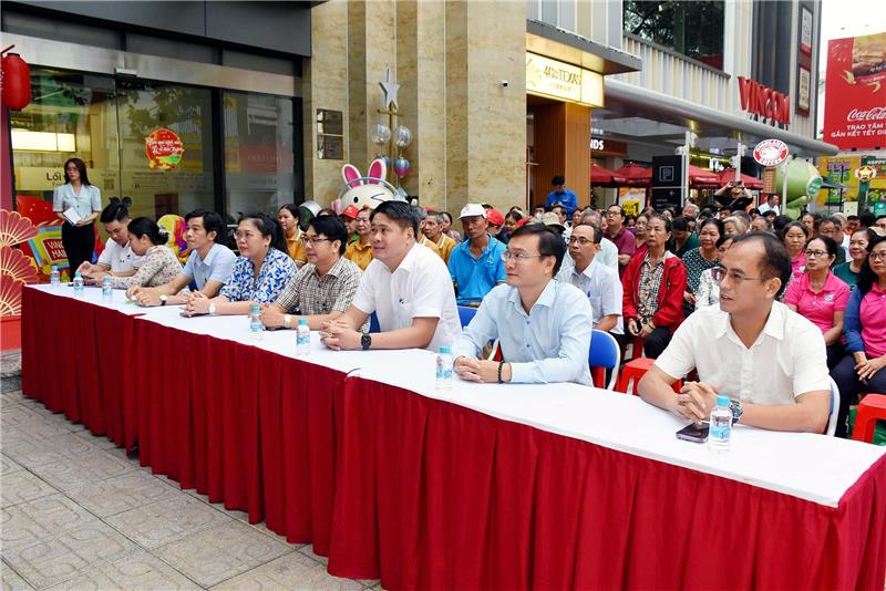 Image: Phường 10 tổ chức Lễ phát động các nội dung Mừng Xuân Ất Tỵ - Mừng Đảng Quang Vinh năm 2025