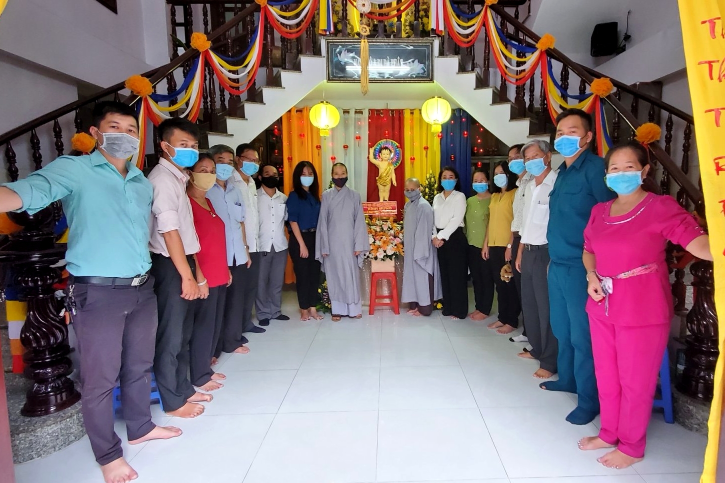 Image: Đảng ủy - HĐND - UBND - UB MTTQ VN Phường 10 thăm các cơ sở Tôn giáo nhân Đại lễ Phật đản PL 2564 - DL 2020